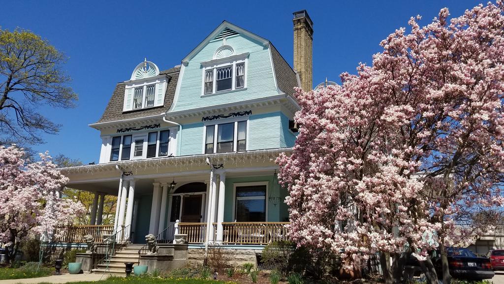 คริสต์มาส เฮาส์ เบด แอนด์ เบรคฟาสต์ Bed & Breakfast ราซีน ภายนอก รูปภาพ