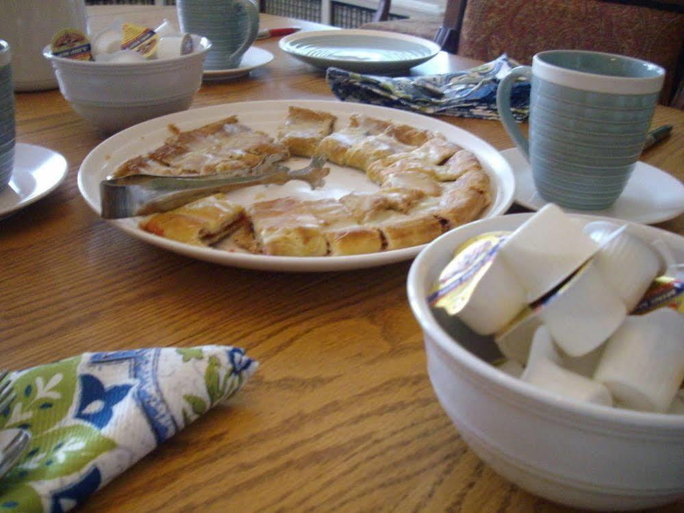 คริสต์มาส เฮาส์ เบด แอนด์ เบรคฟาสต์ Bed & Breakfast ราซีน ภายนอก รูปภาพ