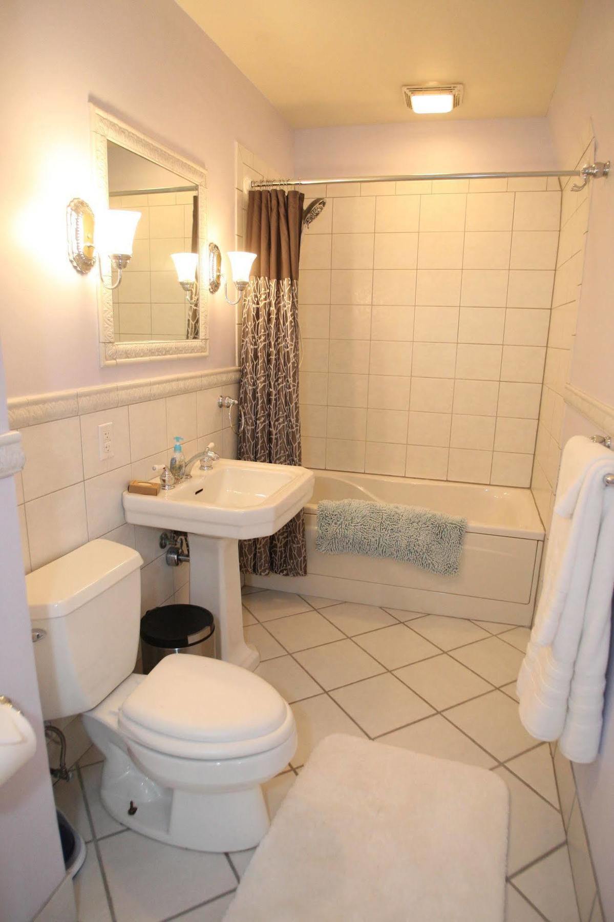 คริสต์มาส เฮาส์ เบด แอนด์ เบรคฟาสต์ Bed & Breakfast ราซีน ภายนอก รูปภาพ