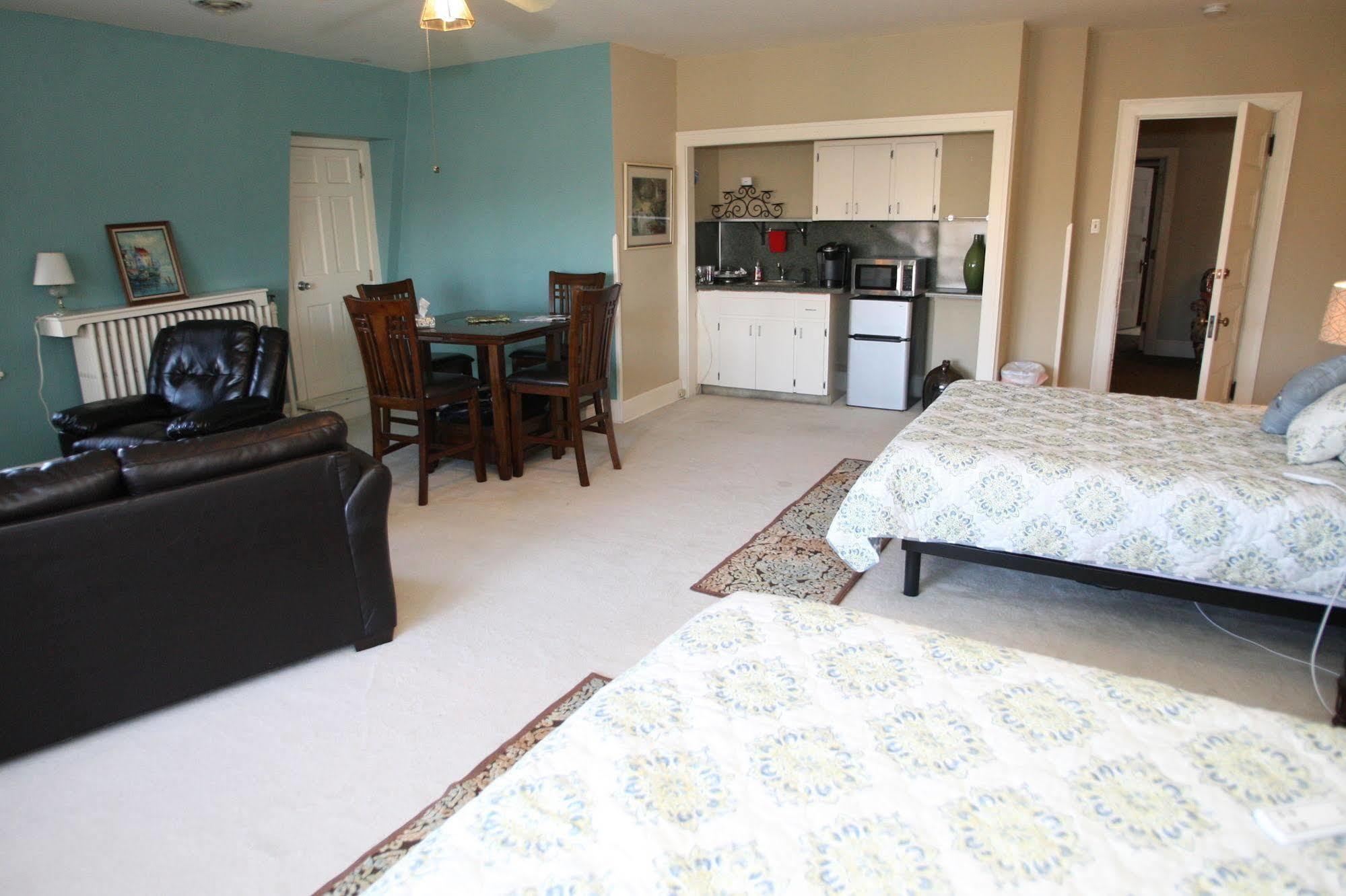 คริสต์มาส เฮาส์ เบด แอนด์ เบรคฟาสต์ Bed & Breakfast ราซีน ภายนอก รูปภาพ