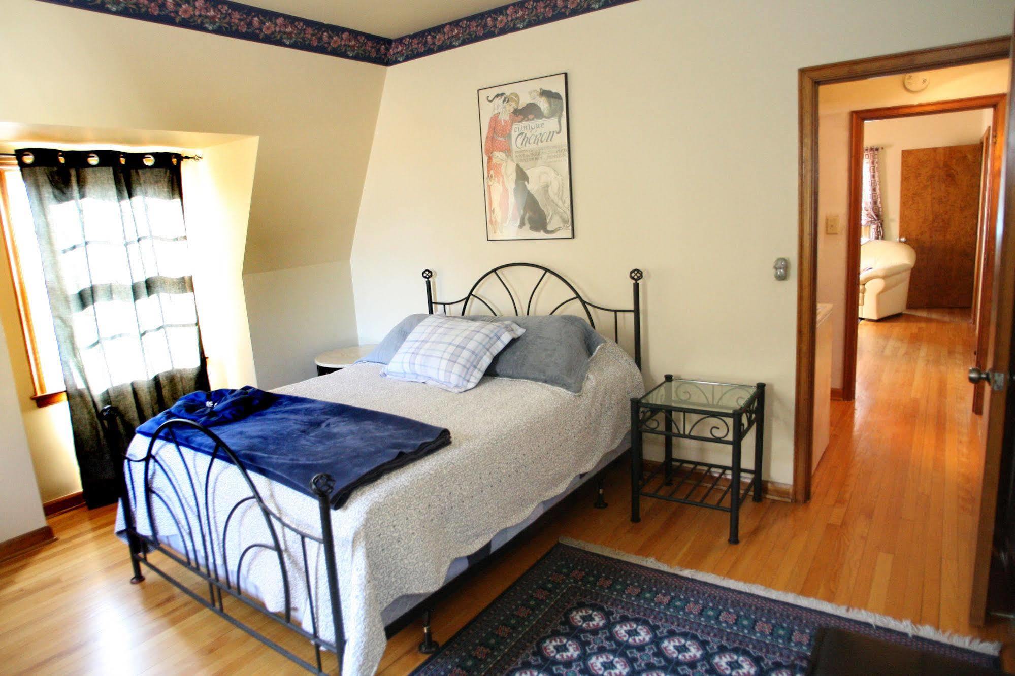 คริสต์มาส เฮาส์ เบด แอนด์ เบรคฟาสต์ Bed & Breakfast ราซีน ภายนอก รูปภาพ